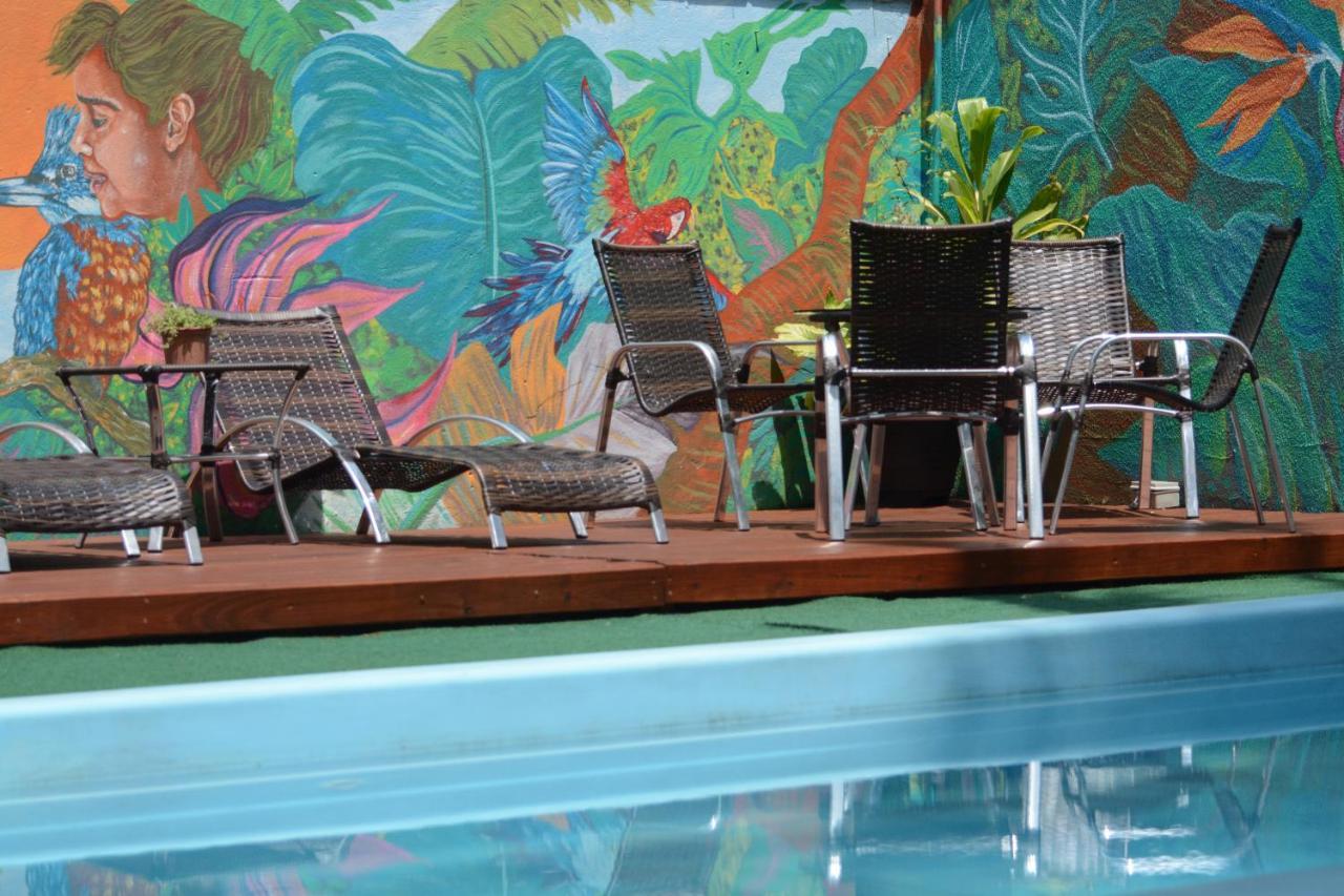 Oceanic Hostel Balneario Camboriu Bagian luar foto