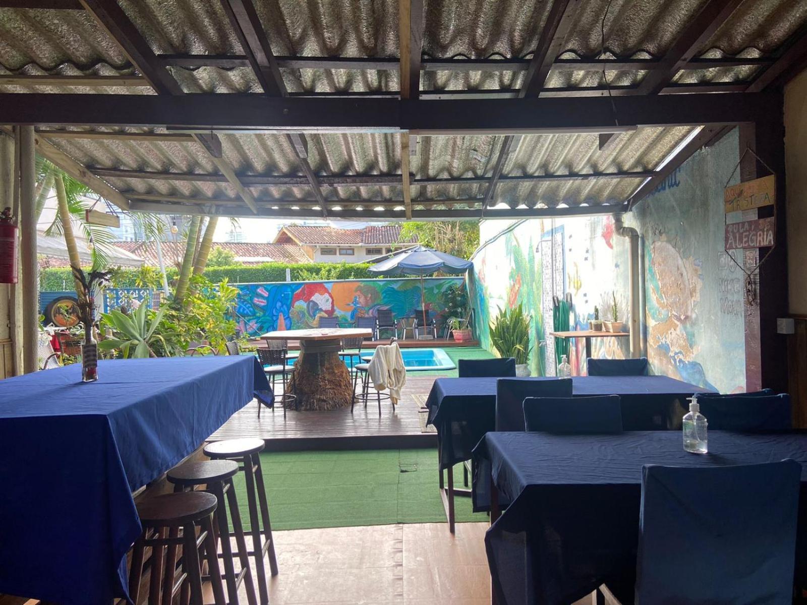 Oceanic Hostel Balneario Camboriu Bagian luar foto