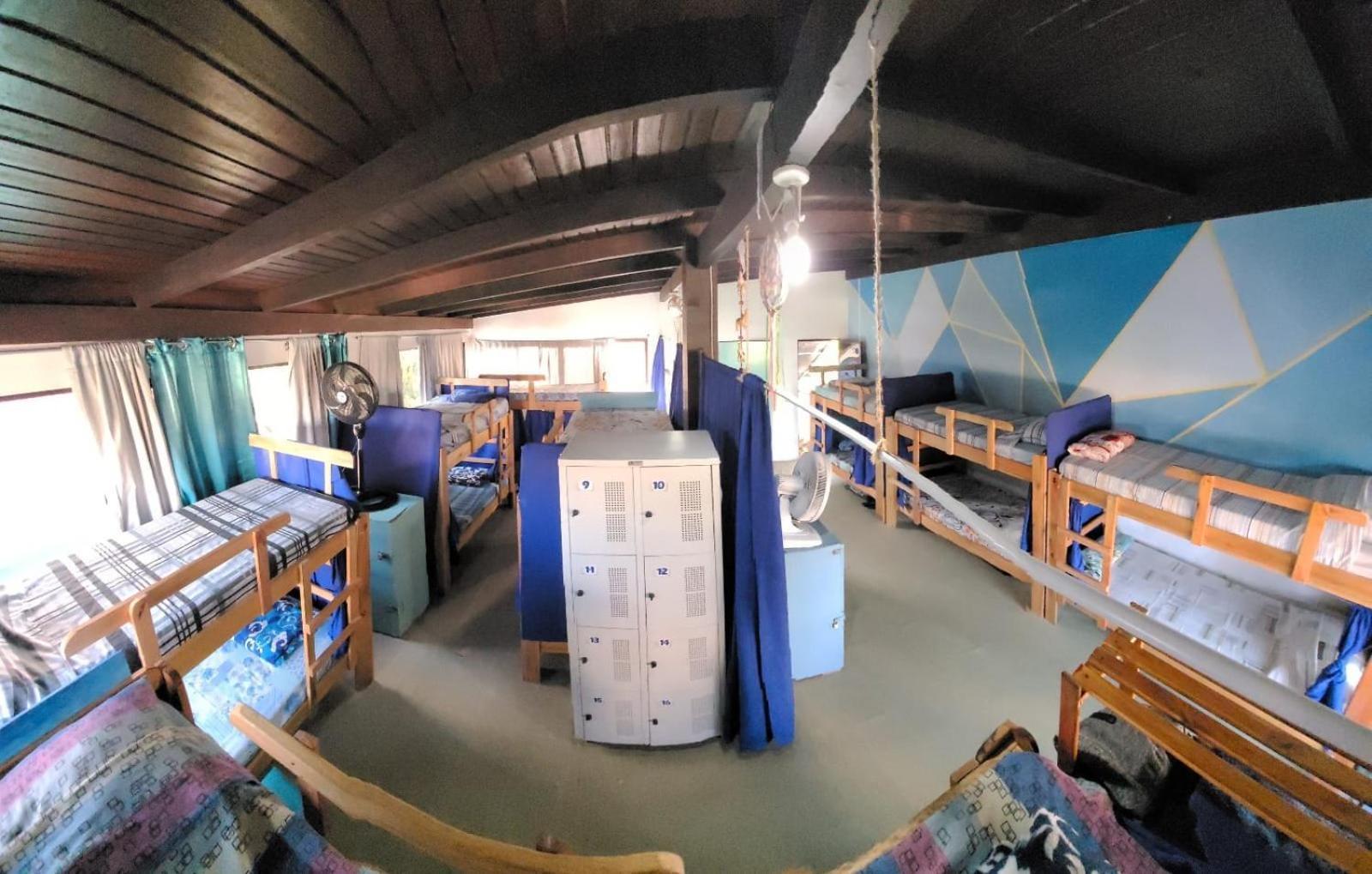 Oceanic Hostel Balneario Camboriu Bagian luar foto