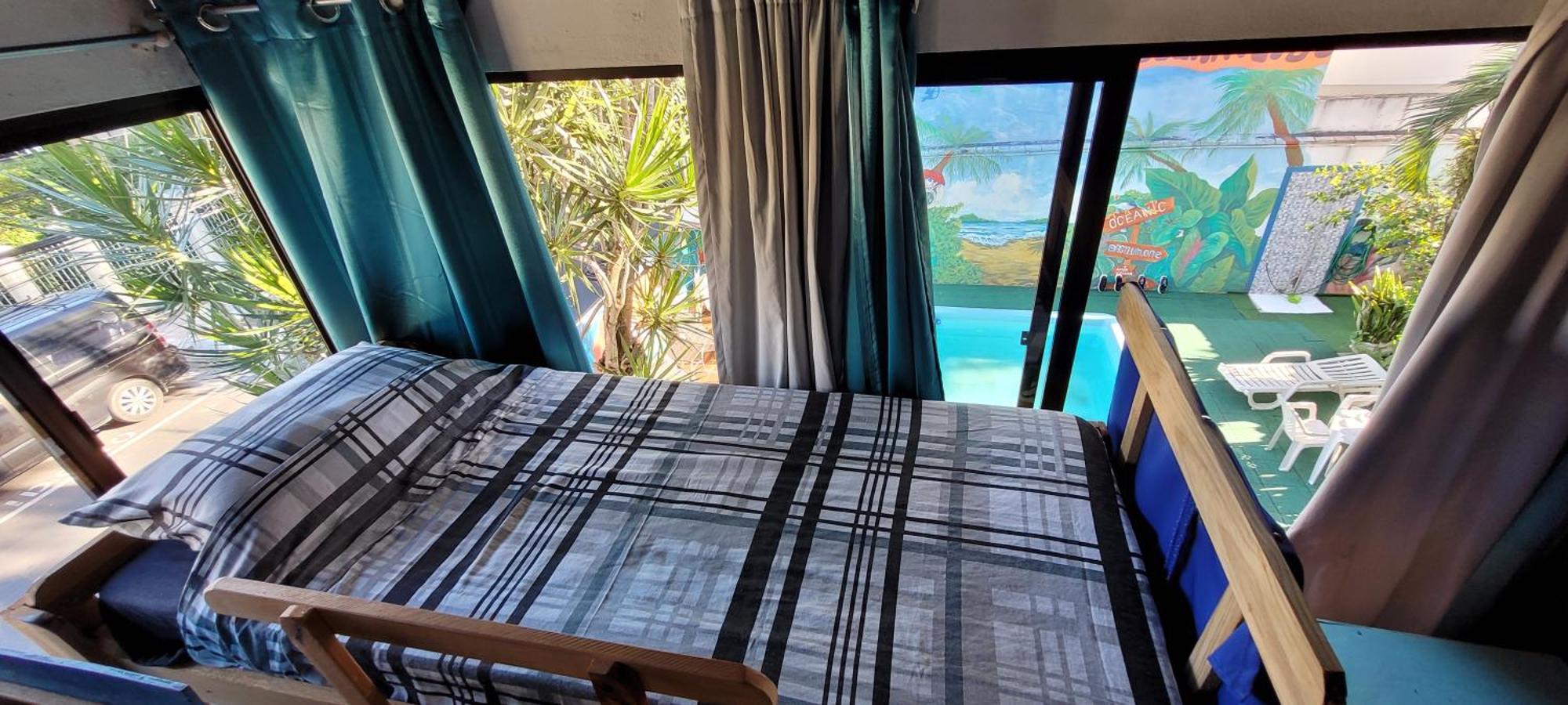 Oceanic Hostel Balneario Camboriu Bagian luar foto