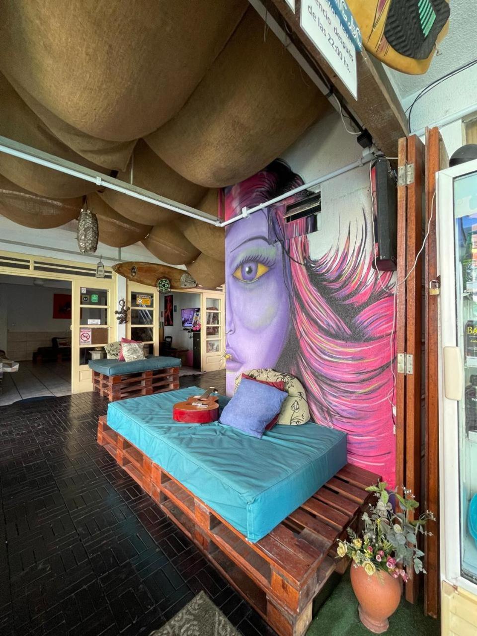 Oceanic Hostel Balneario Camboriu Bagian luar foto