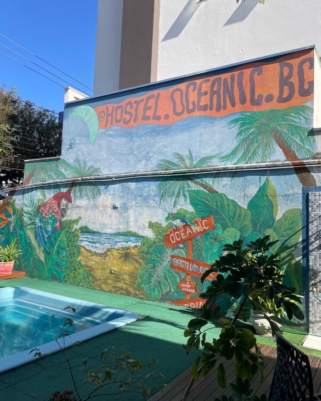 Oceanic Hostel Balneario Camboriu Bagian luar foto